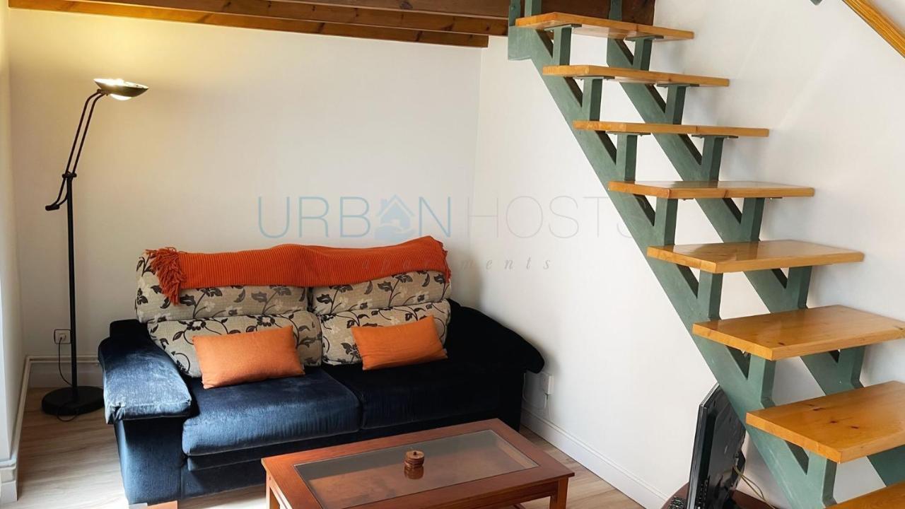 Apartamento con encanto centrico, wifi y patio Bilbao Exterior foto